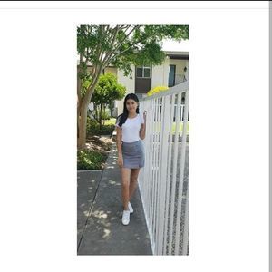 Meet your Posher, Daniela